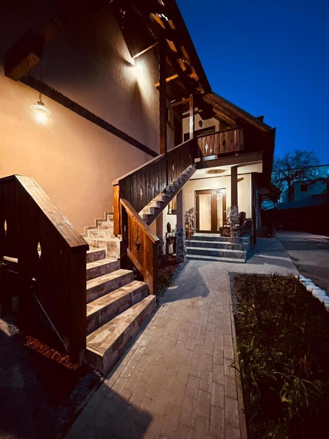 Hotel Casa Felice à Braşov Extérieur photo