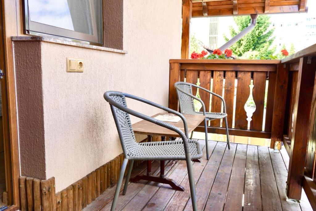 Hotel Casa Felice à Braşov Extérieur photo